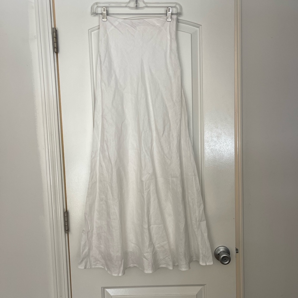 Dissh linen white skirt size 2 US